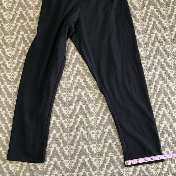 Motherhood Maternity essential stretch secret fit belly maternity crop leggings - Picture 6 of 10